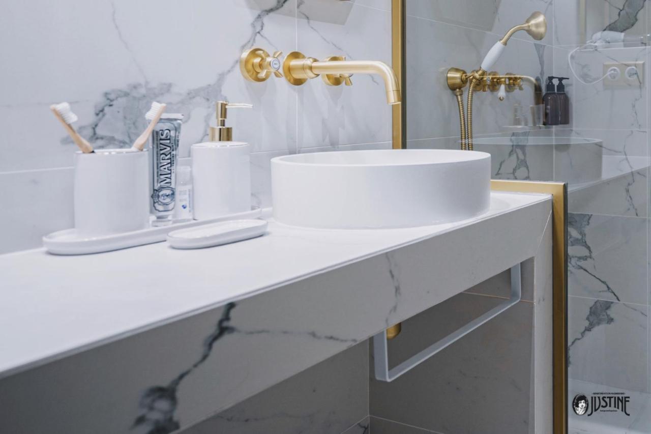 Suite Kintsugi By Justine Apartments Apartamento Turistico En Madrid Rio Extérieur photo